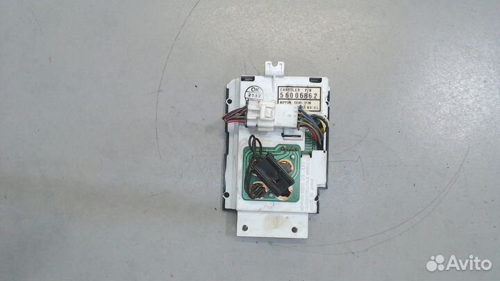 Дисплей компьютера Jeep Cherokee, 1994