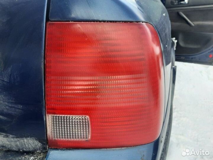 Фонарь задний правый Volkswagen Passat B5 AEB 1998