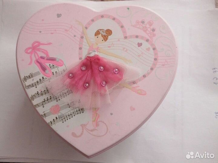 Музыкальная шкатулка с балериной