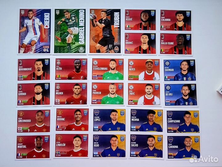 Наклейки panini FIFA 365: 2021-2022