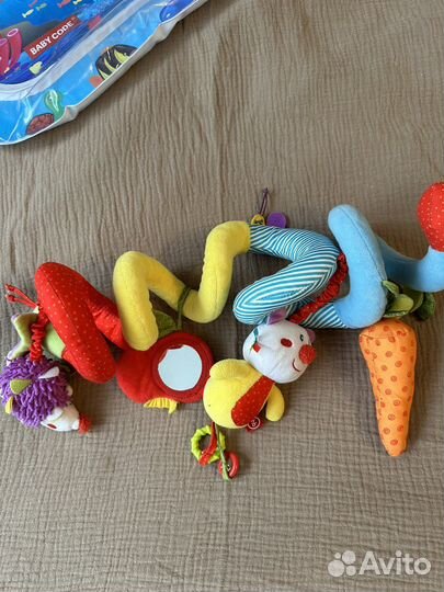 Игрушки для малышей пакетом