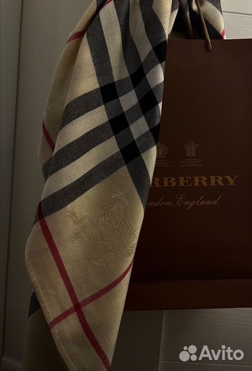 Шарф Burberry