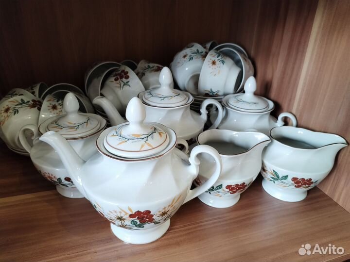 Два чайных сервиза СССР Рига на 12 и 6 персон