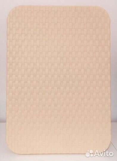 Контейнер большой с крышкой