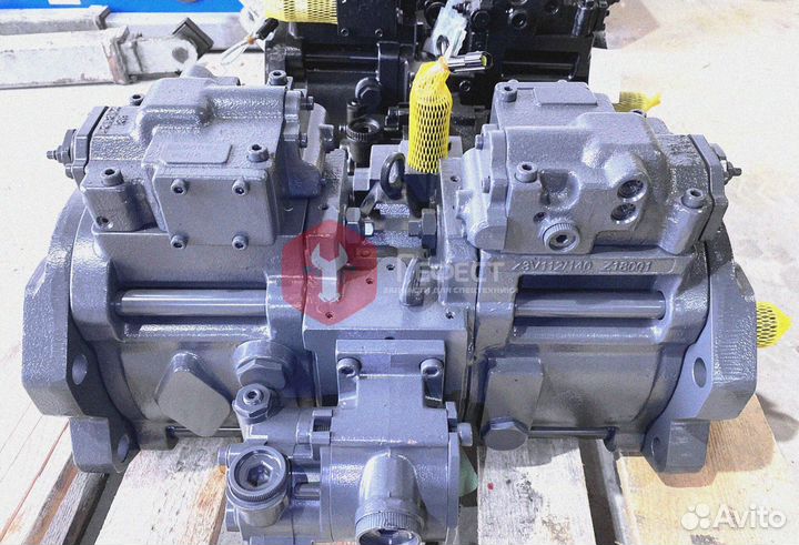 Основной насос Sumitomo SH200A-3 KRJ6199