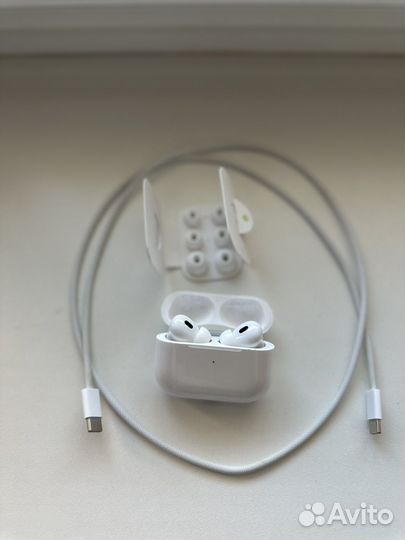 AirPods Pro (2-го поколения)