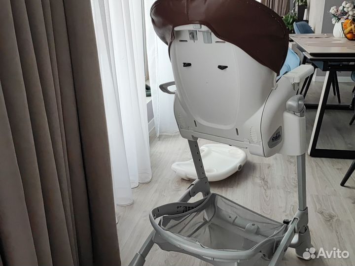 Стульчик для кормления cam