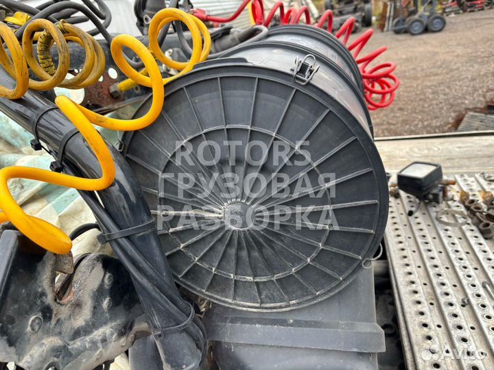 Корпус воздушногo фильтра MAN TGX 2014 81084050021