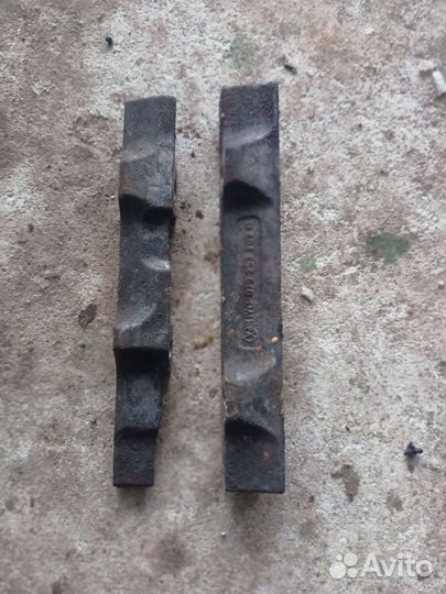 Кронштейн выпускного коллектора Audi A8 Q7