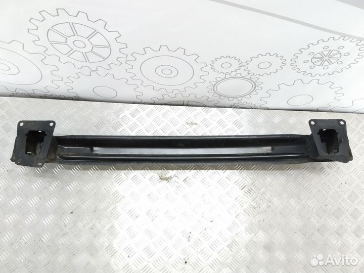 Усилитель бампера заднего Volkswagen Passat B6 1.9