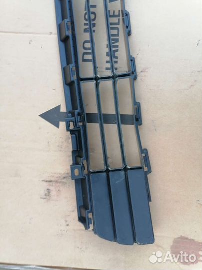 Решетка в бампер передняя Kia Sportage 4