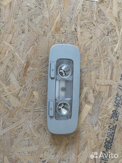 Плафон освещения Volkswagen Golf 6