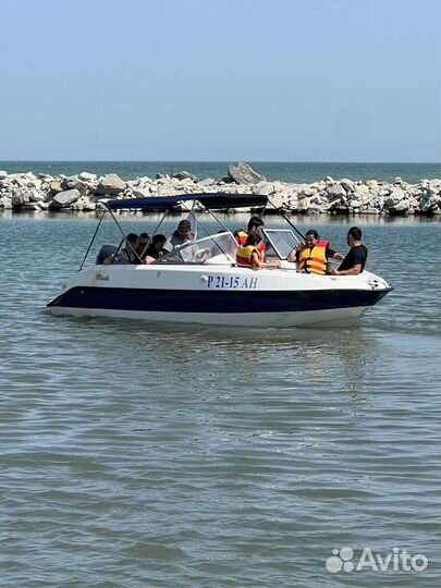 Прогулки на катере