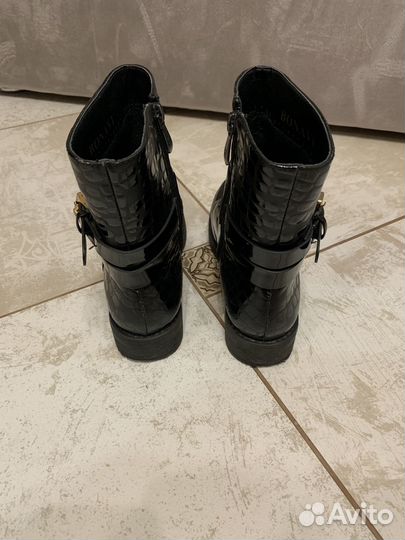 Ботинки для девочки