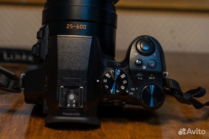 Цифровой фотоаппарат Panasonic Lumix DMC-FZ300