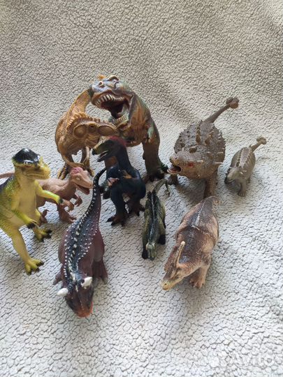 Детские игрушки пакетом Динозавры Животные Машины