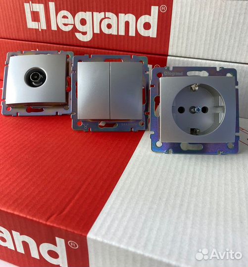 Выключатель и Розетки Legrand