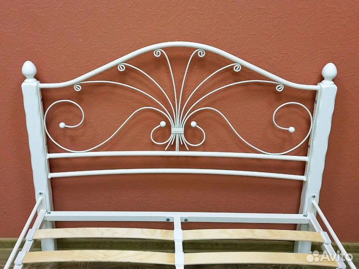 Кровать в Кованом стиле