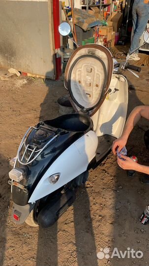 Ретро мотороллер