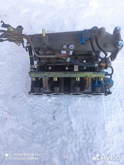 Коллектор впускной Nissan Tiida