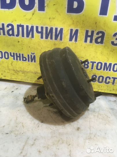 Вакуумный усилитель тормозов Honda Logo