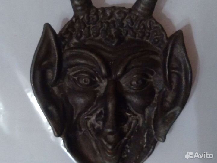 Мифистофель, лик в бронзе, дьявол, черт