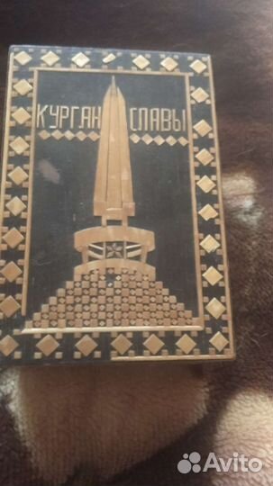Шкатулка для украшений