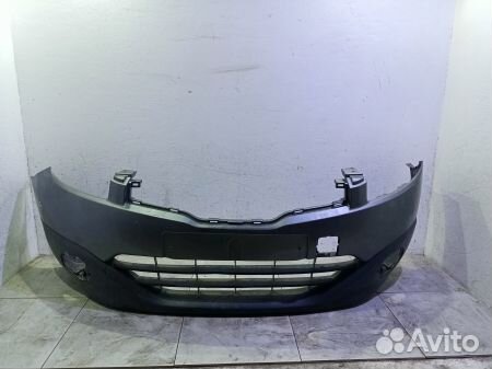 Бампер передний Ниссан