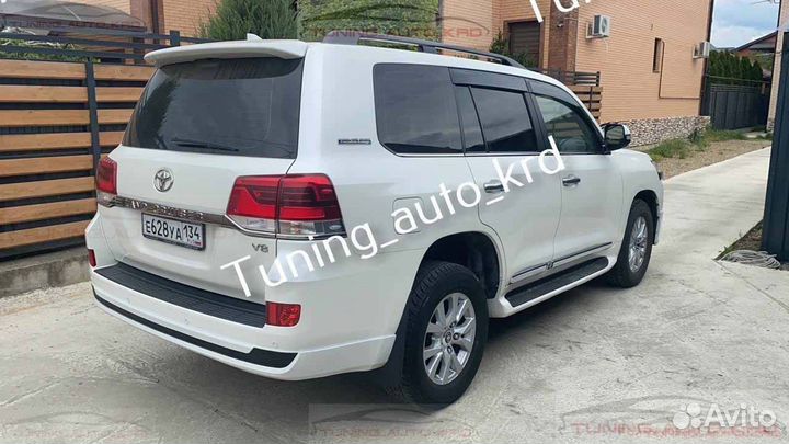 Молдинги дверей Toyota Land Cruiser 200 F2043