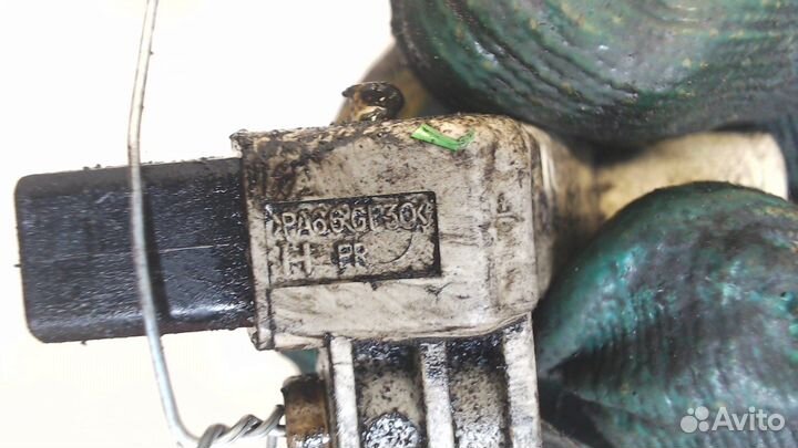 Датчик положения коленвала Volkswagen Touran, 2010