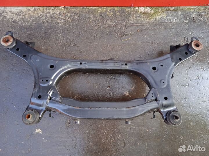 Подрамник (задняя балка) Nissan Juke F15 2010-2019