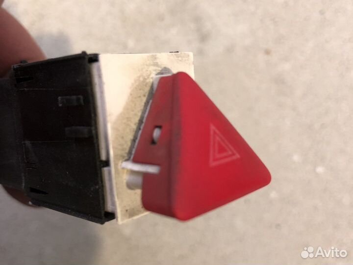 Кнопка аварийной сигнализации VAG 3C0 953 509 A