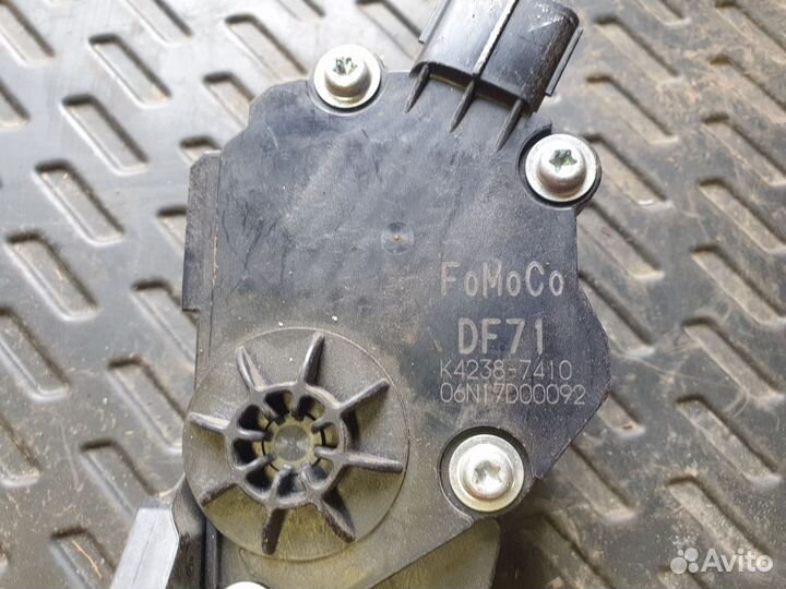 Электронная педаль газа Mazda 2 DE 2007-2014