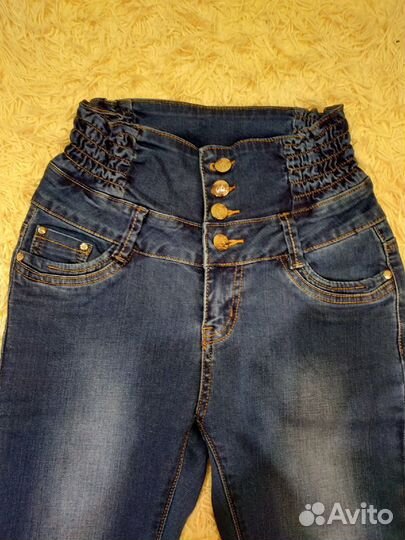 Джинсы новые