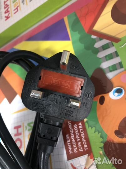 Кабель с тройной вилкой