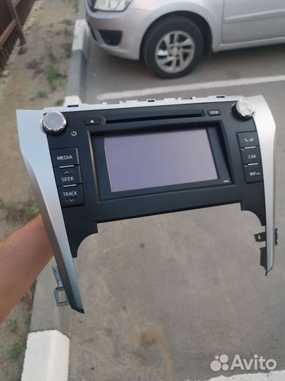 Штатная магнитола camry 50