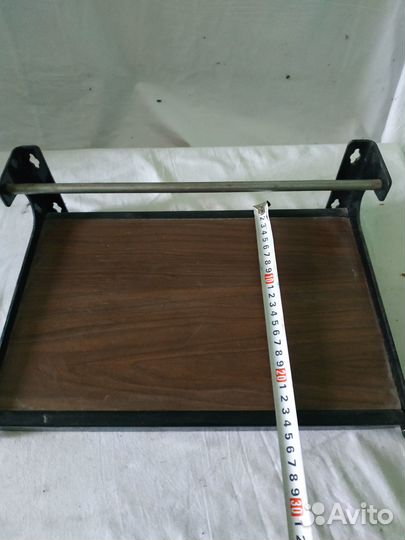 Полка железная и деревянная