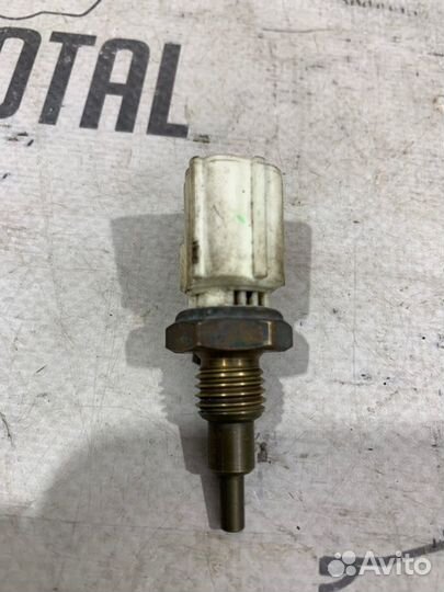 Датчик температуры охлаждающей жидкости Toyota