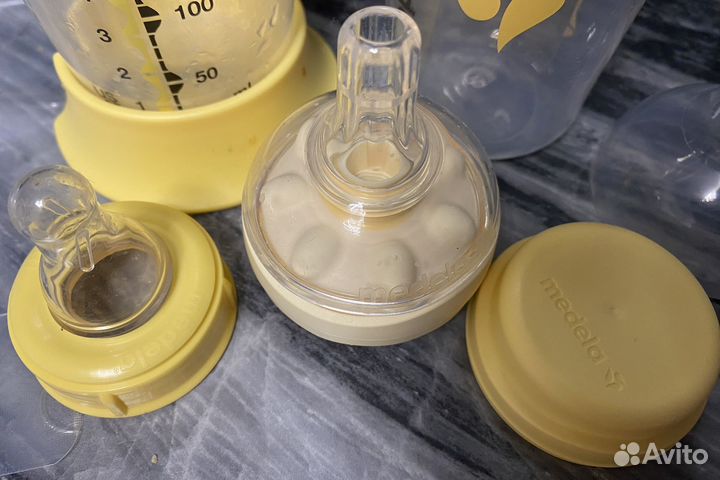 Молокоотсос medela ручной