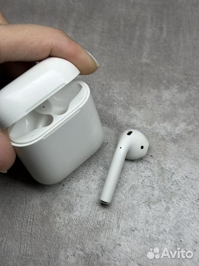 Наушники apple airpods 1 правый
