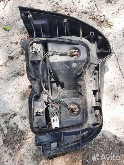 Задние фонари Nissan Skyline R34