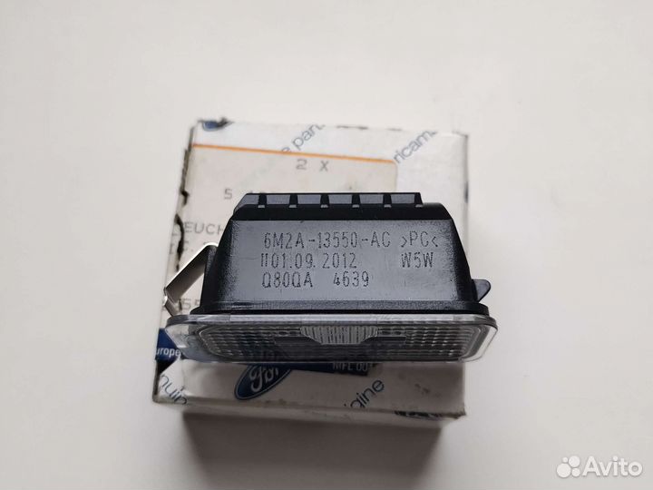 Плафон подсветки номера Kuga/Focus 08- (хетчбек)