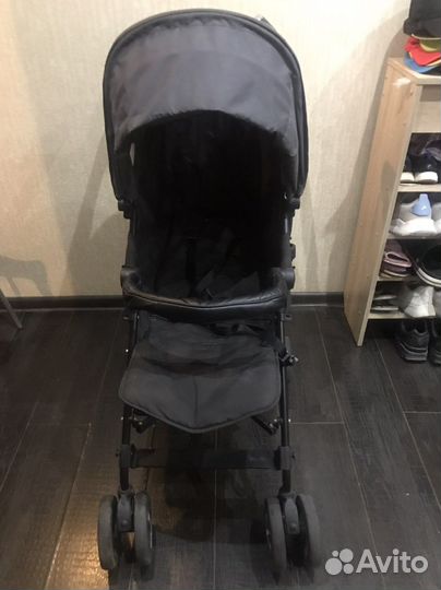 Прогулочная коляска трость в отличном состоянии