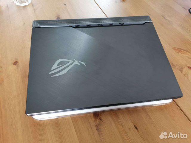 Rog scar 3. Ноутбук dell Inspiron 15 7559 (7559-1240). Gl703ge-gc157. Наклейка на крышку ноутбука 17.3. Ноутбук ASUS ROG Strix gl703ge-gc183.