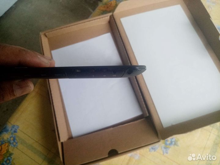 Планшет digma iDsQ11 3G