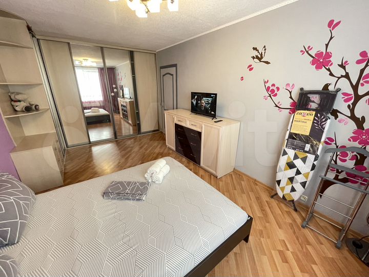 2-к. квартира, 45 м², 4/9 эт.