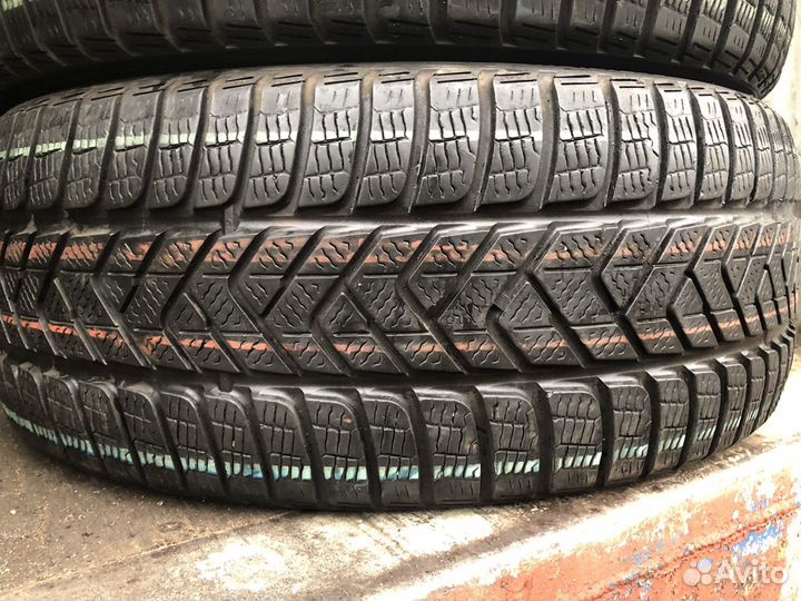 Pirelli Scorpion Winter 235/50 R19 и 255/45 R19 103H