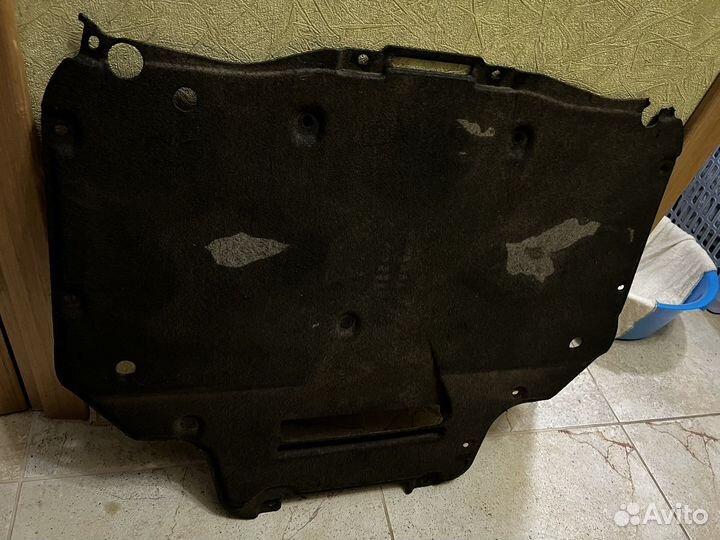 Пыльник защита АКПП Audi q7 4m