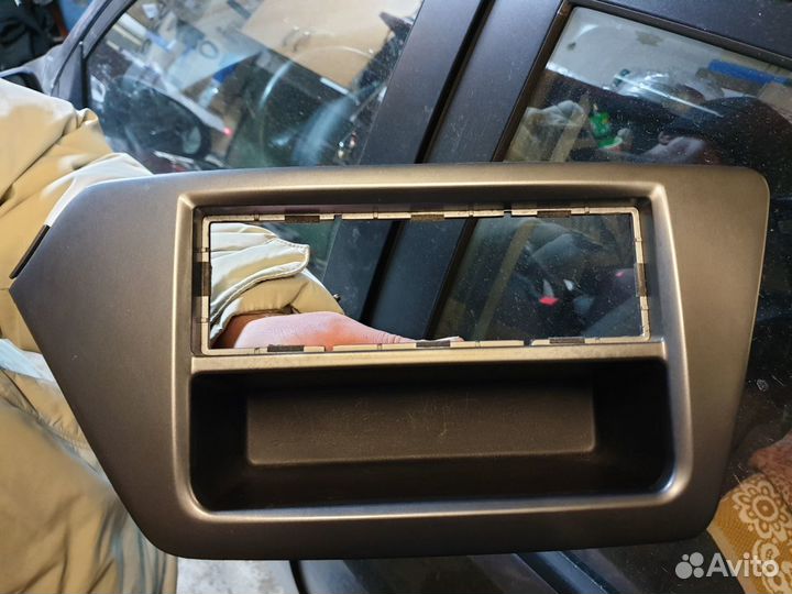 Kia Picanto 2 блок отопителя, рамка магнитолы Rio