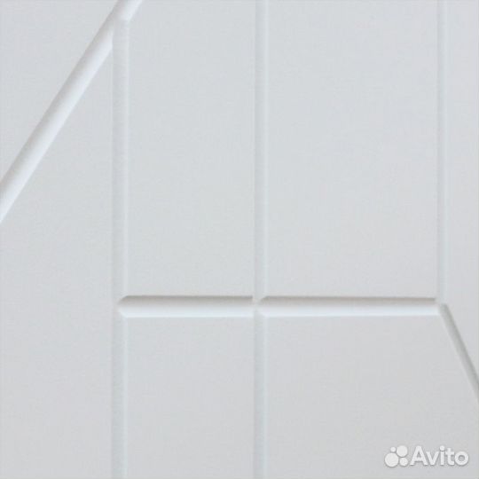 Дверь входная Белая Эверест